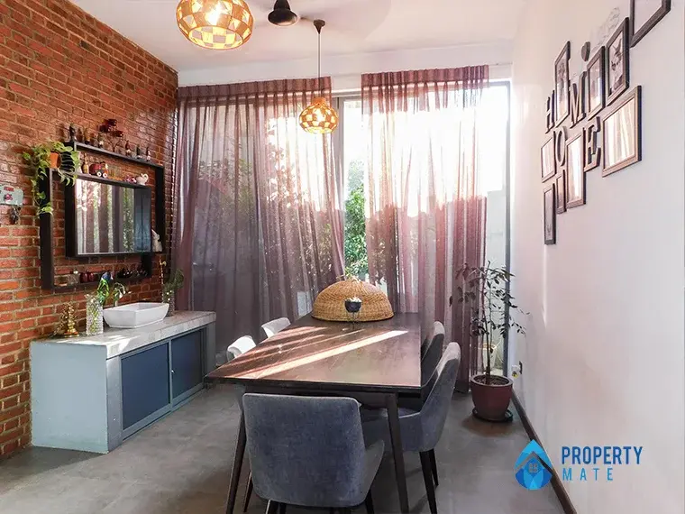 Two story luxury house for sale in Wellampitiya